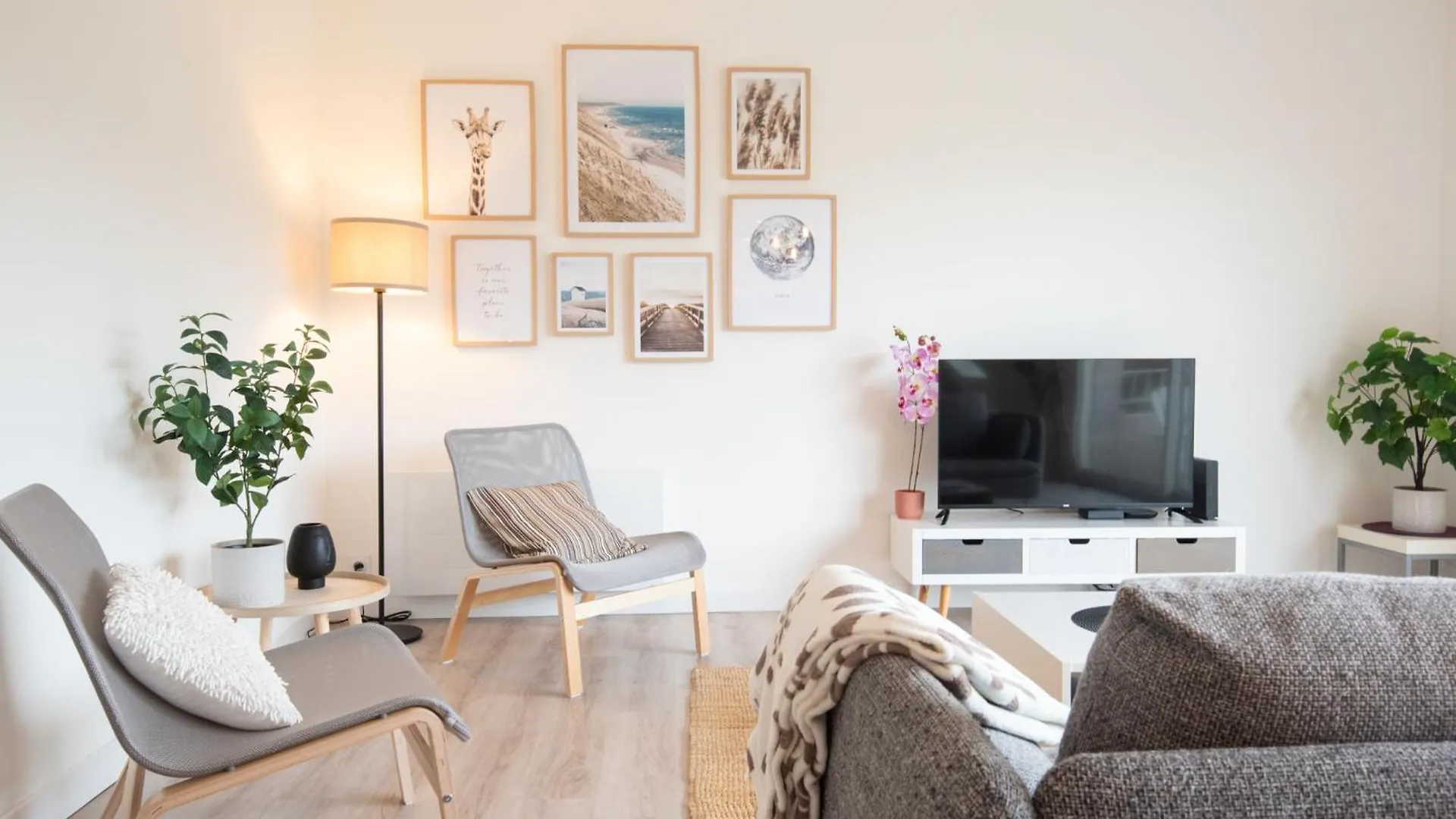 Apartment Beau T3 Centre-Ville & Plage A Pied Par Groom Larmor-Plage